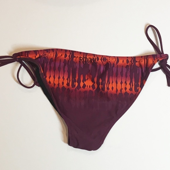 Rip Curl String Bathing Suit Bottoms- S-M - Picture 3 of 3